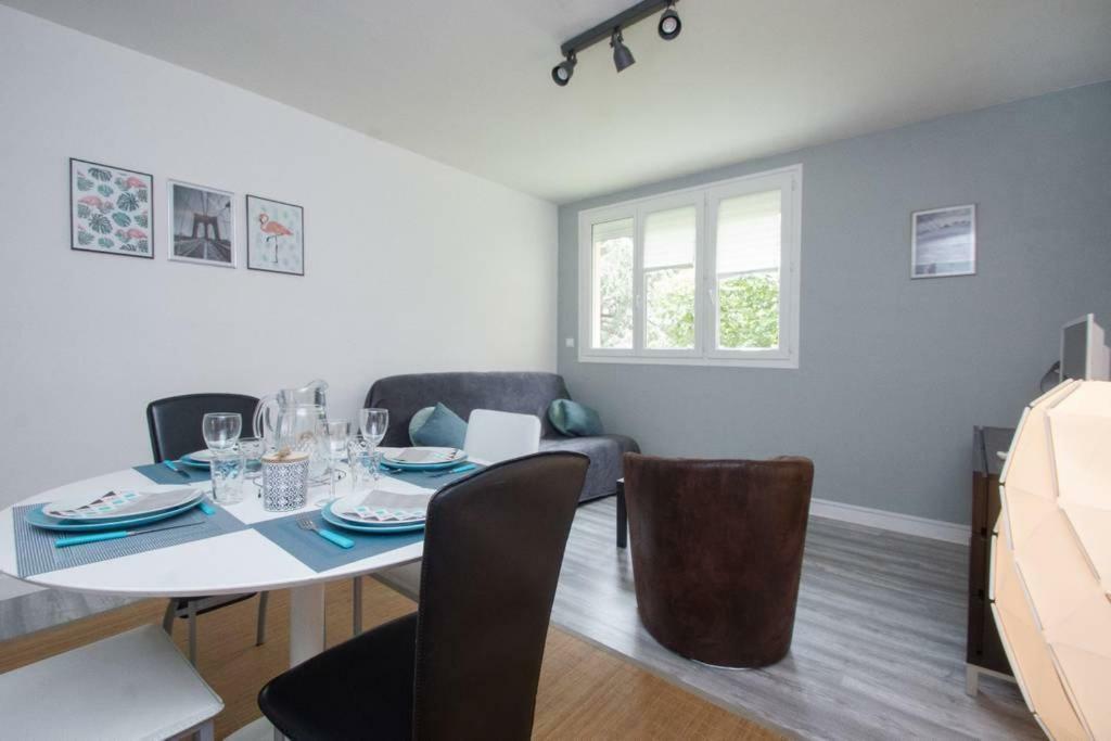 Appartement 2 Chambres - Parking Prive Rennes Bagian luar foto